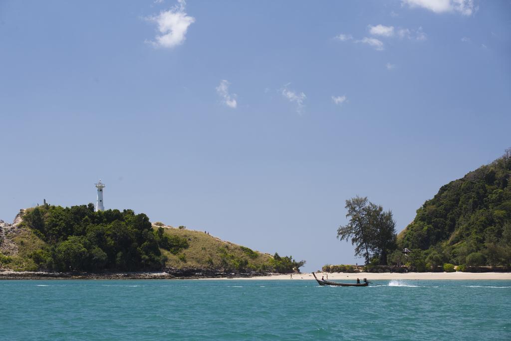 ホテル Lanta Triple Novel Ko Lanta エクステリア 写真
